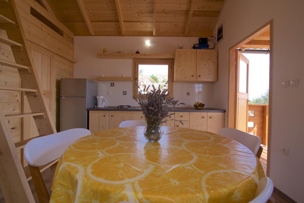 Marina House Villa Drage Buitenkant foto